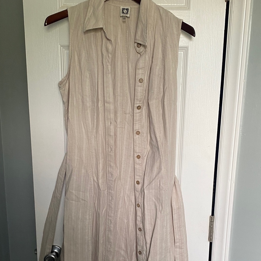 Anne Klein Beige Sleeveless Button-Down Dress